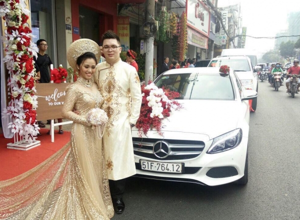 Thuê Xe Tự Lái TP.HCM Giá Rẻ – Xe 4 Chỗ, 7 Chỗ | Thuexevipcar